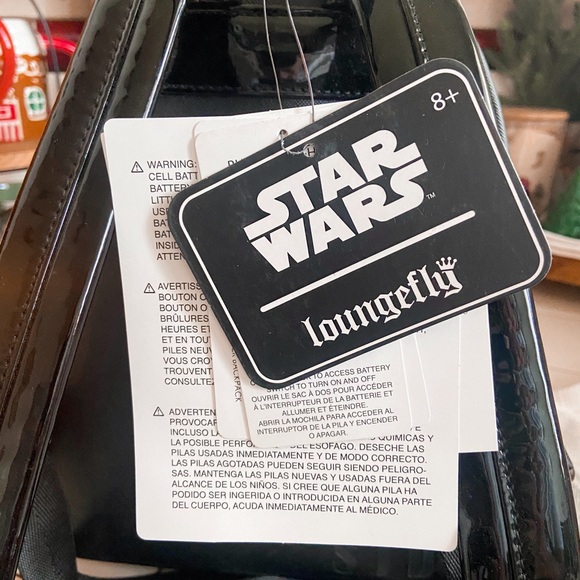 Darth Vader Backpack and Wallet - Picture 5 of 12